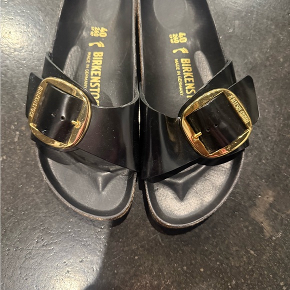 Birkenstock Madrid Big Buckle High Shine Sandals
$160 Retail - Picture 3 of 4